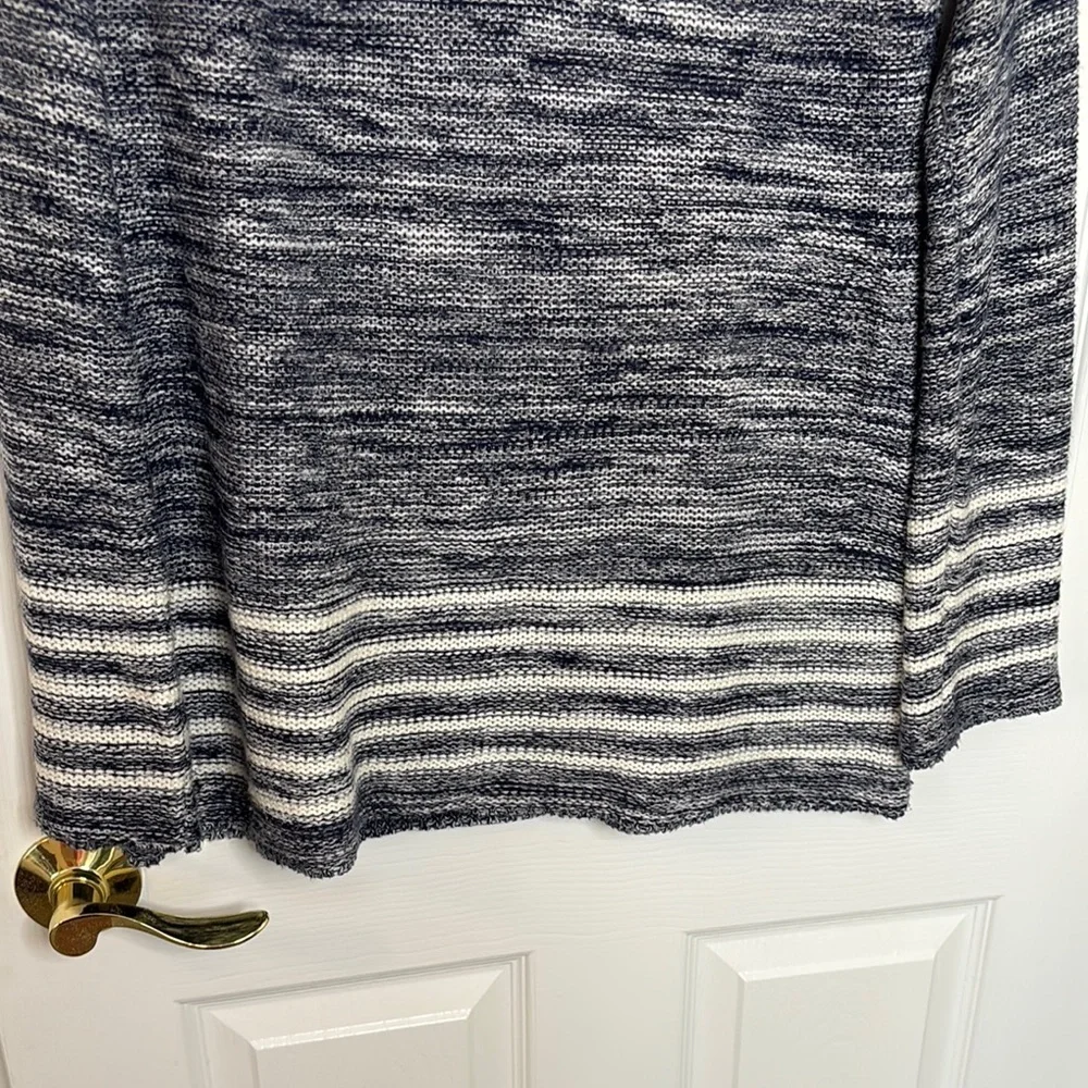 Hannah Navy and White V-neck Heathered Knit Tunic-Style Sweater Sz Lg